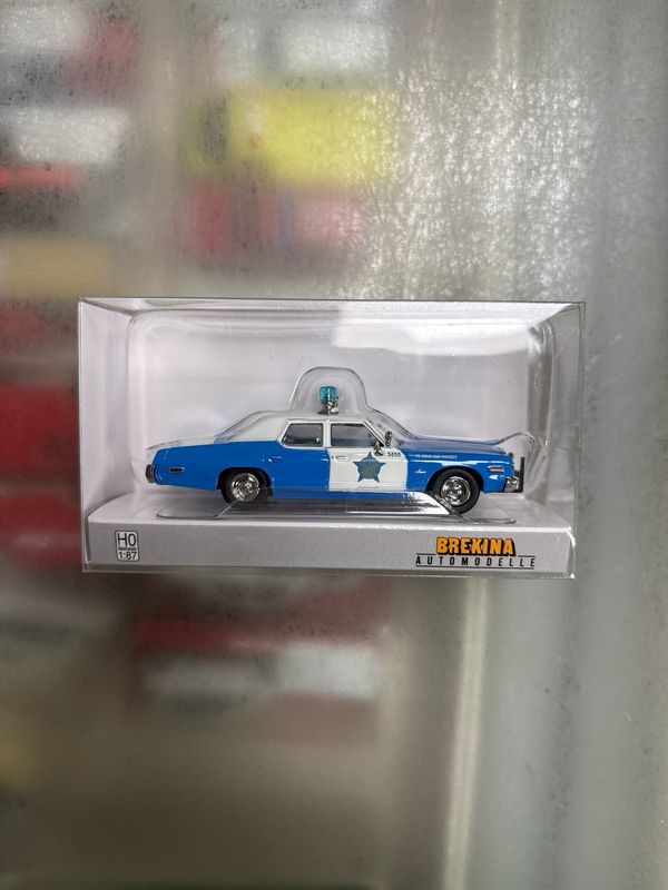 Brekina 18153 - Dodge Monaco, 1974, Chicago Police. 1:87
