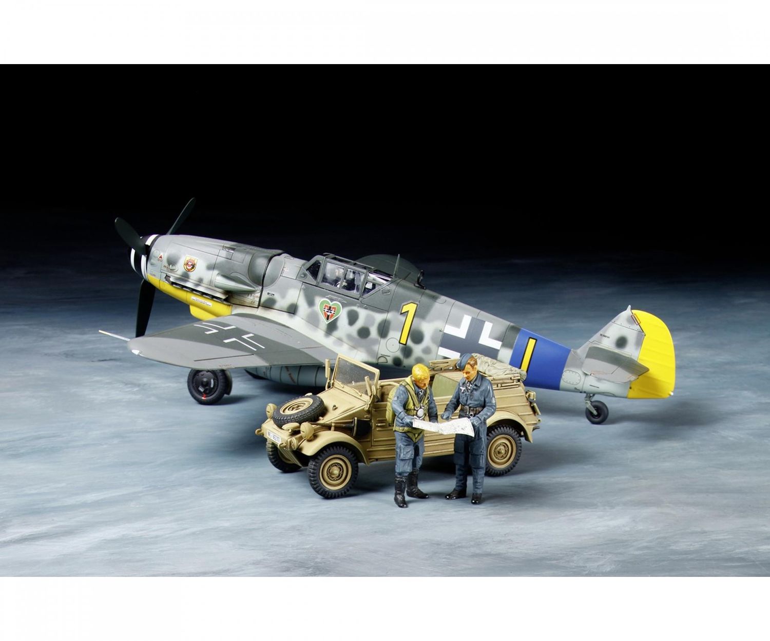 Tamiya 25204 - Ger. Bf109 G-6 &amp; Kubelwagen 82 1:48