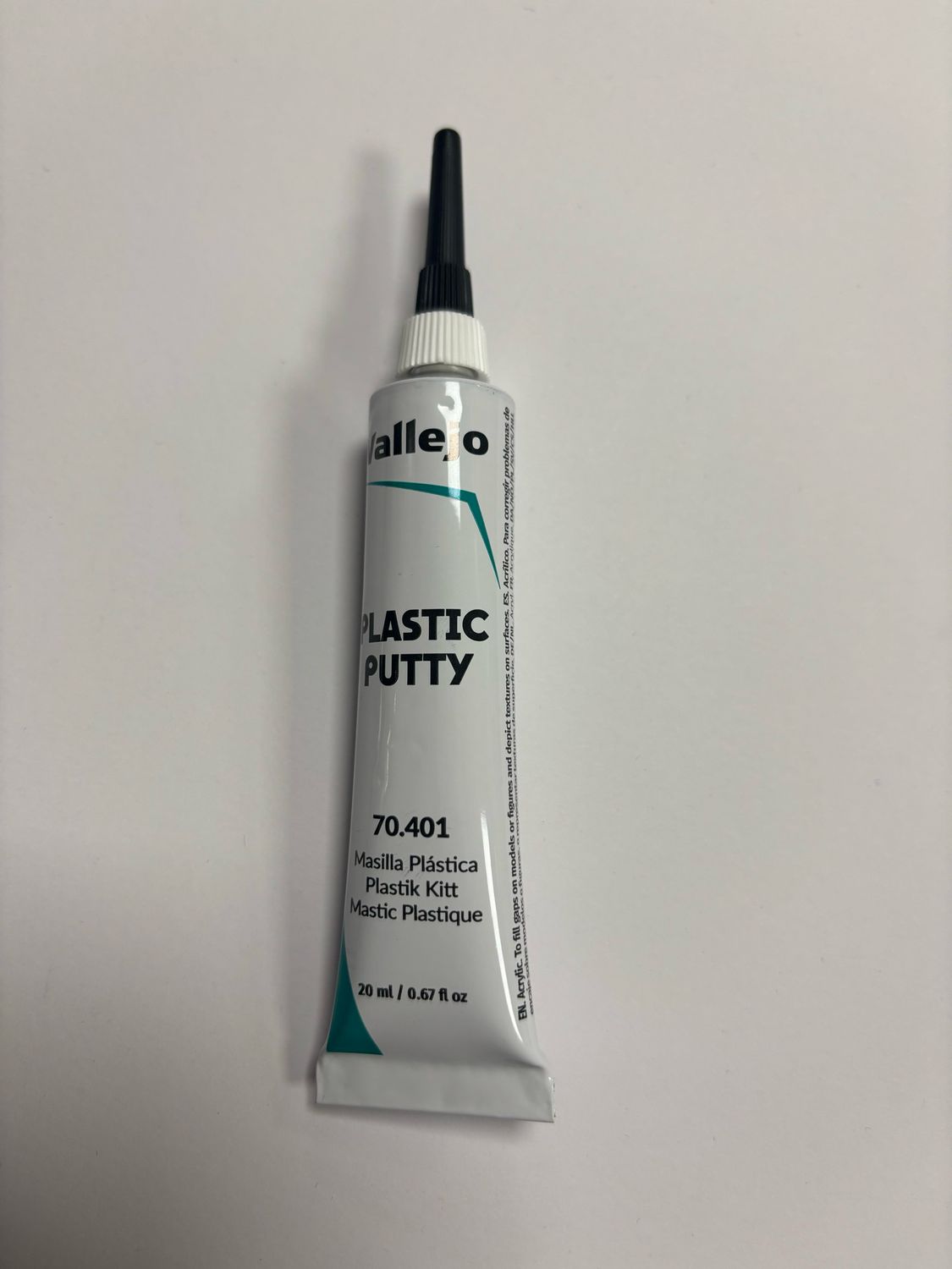 Vallejo 70401 - PLASTIC PUTTY