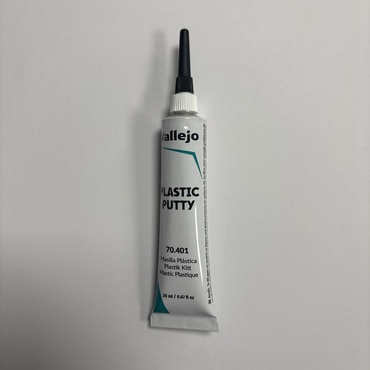 Vallejo 70401 - PLASTIC PUTTY
