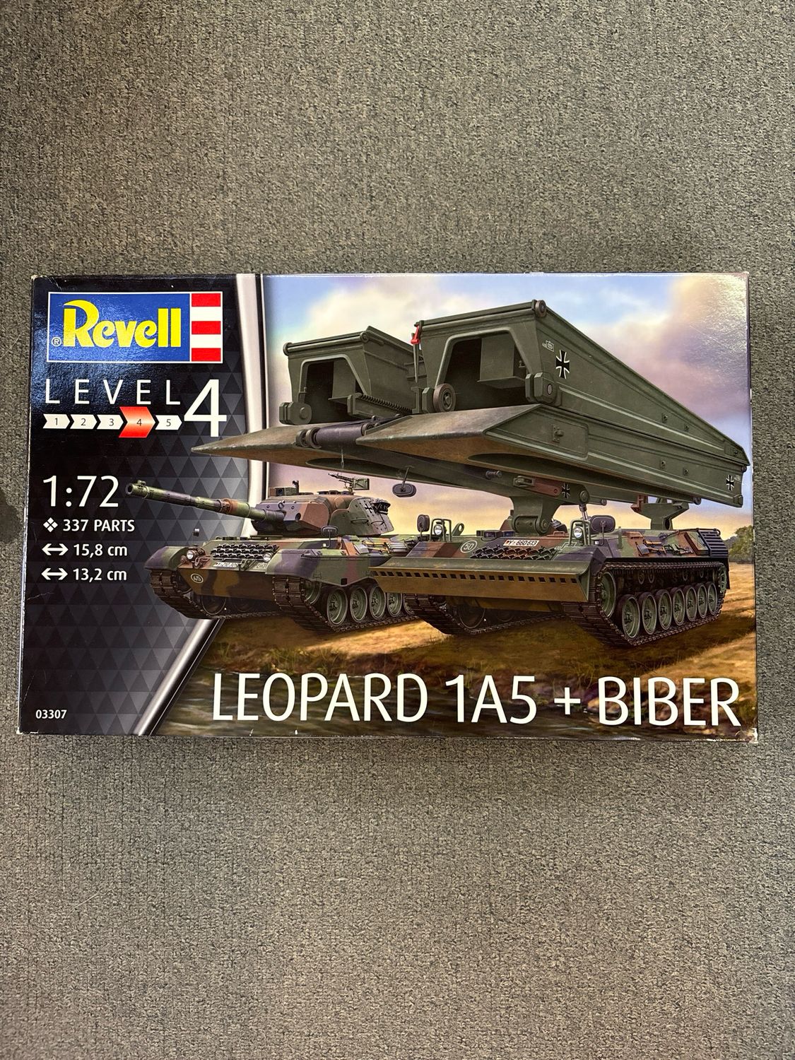 Revell 03307 - Leopard 1A5 + Biber  1:72