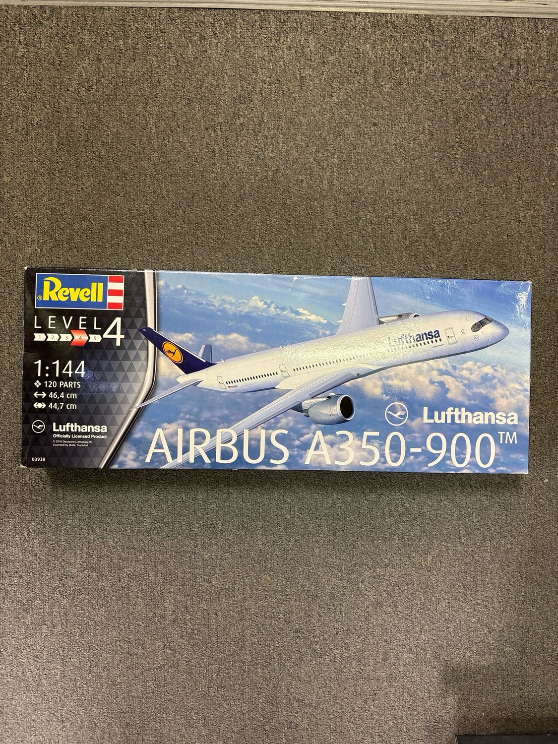 Revell 03938 - Airbus A350-900 &quot;Lufthansa&quot; 1:144