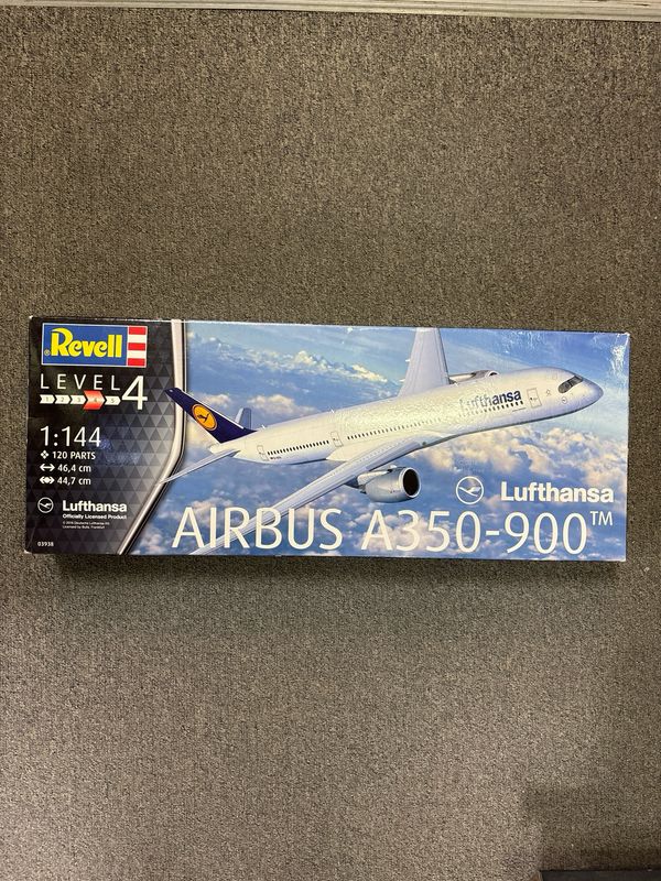 Revell 03938 - Airbus A350-900 &quot;Lufthansa&quot; 1:144