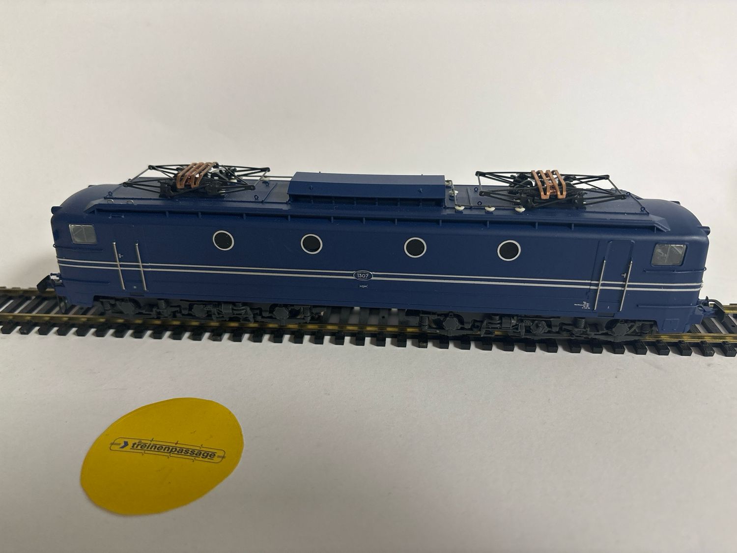 Electrotren 2711 - ~Elektronische locomotief 1307 (AC)