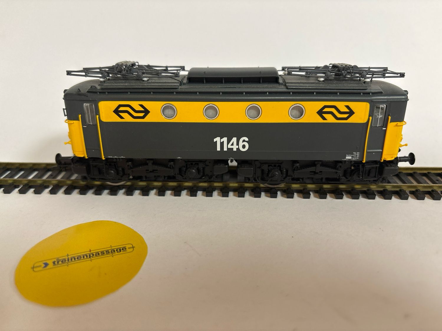 Piko 51377 - E-Lok Rh1100 NS IV geel/grijs H0 digitaal  (occasion)