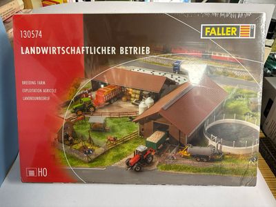 Faller 130574 - Landbouwbedrijf H0