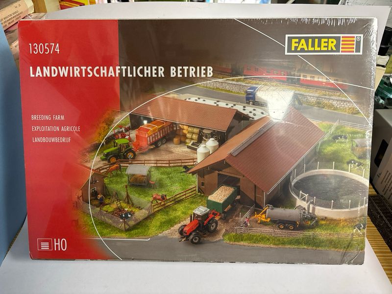 Faller 130574 - Landbouwbedrijf H0