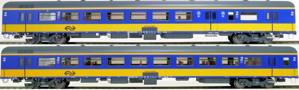 Exact-train 11060A+B - 2er-Set NS ICR (Originalversion) für den Nachverkehr nach Belgien, Deutschland und Luxembourg Gepäckwagen BKD und Reisezugwagen B ( Alte Farbe Gelb / Blau) H0
