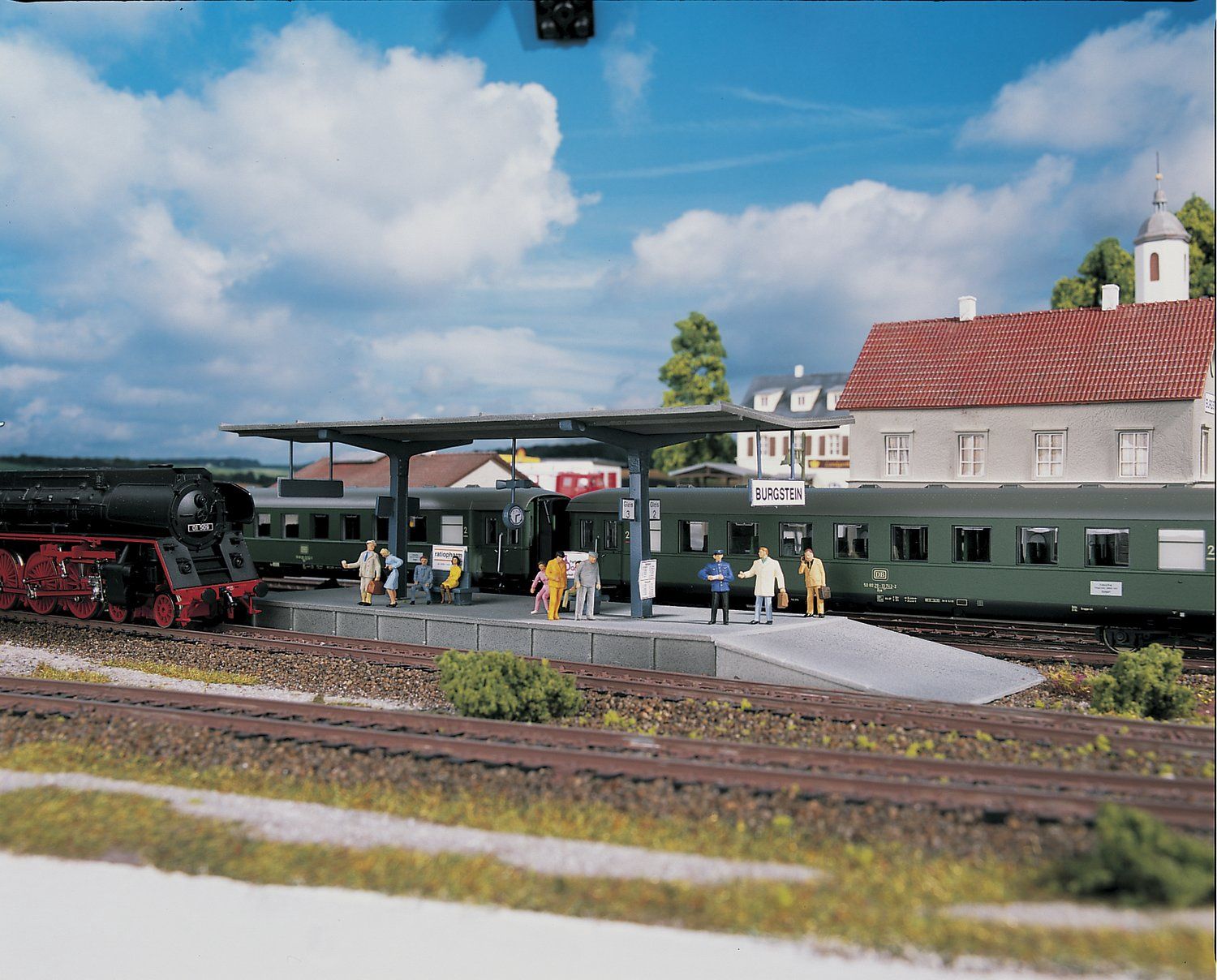 Piko 61821 - Bahnsteig  Burgstein 1-teilig