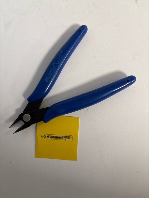 Master tools 09970 - Model Diagonal Pliers