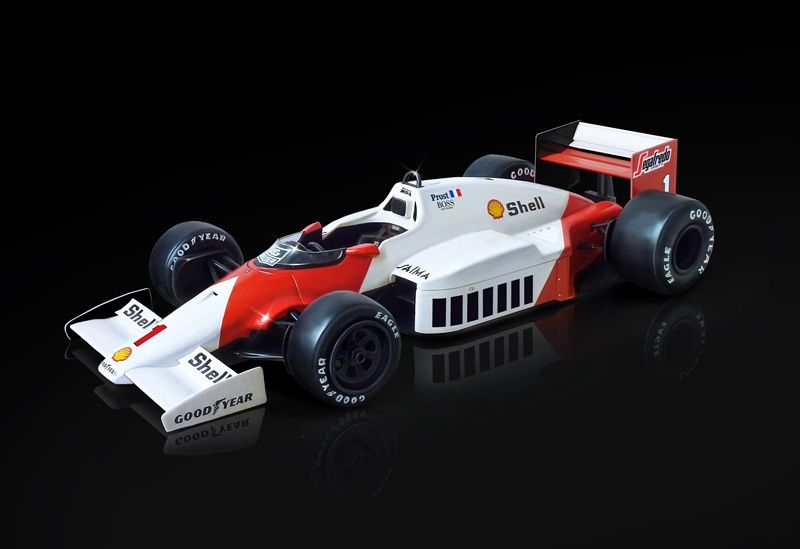 Italeri 4711 - McLaren MP4/2C Prost-Rosberg 1:12