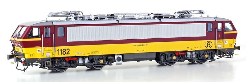 LS models 12093S - 1182. SNCB. rood/geel. Magelan logo. met Sound