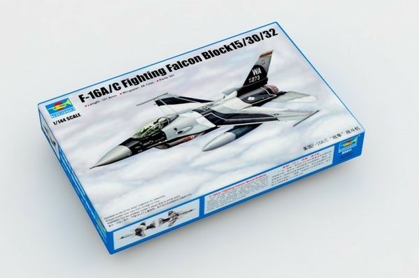 Trumpeter 03911 - F16-C Fight Falcon 1:144