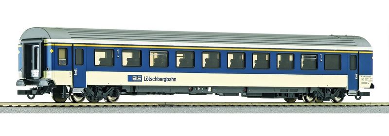 Roco 45319 - 1. Klasse Reisezugwagen EW IV der BLS