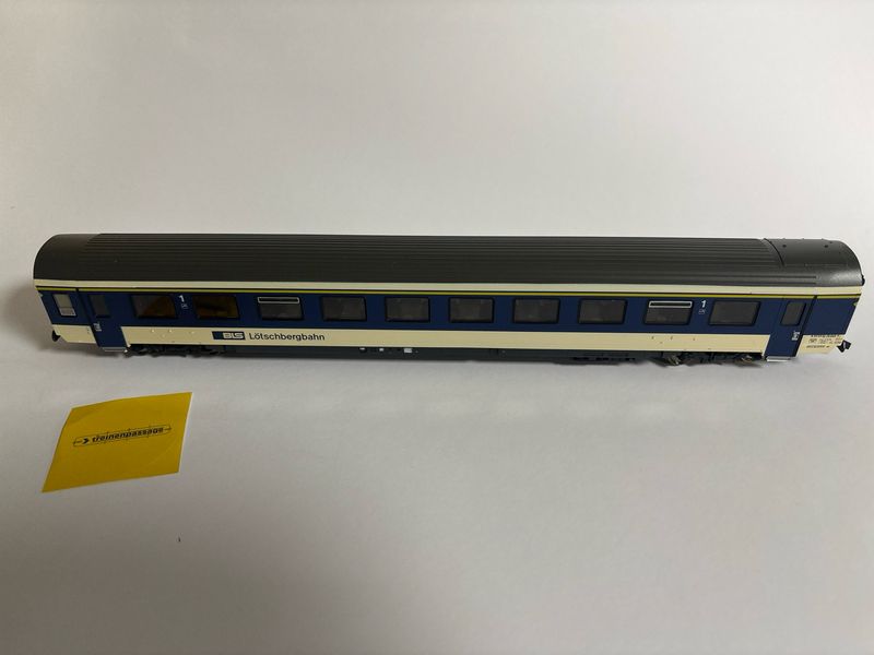 Roco 45320 - Personenrijtuig BLS 1. Klasse H0