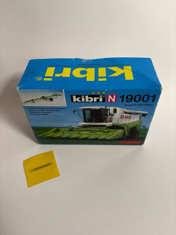 Kibri 19001 - Claas maaidorser met maïs N