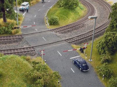 Noch 14307 - Bahnschranken mit Andreaskreuzen H0