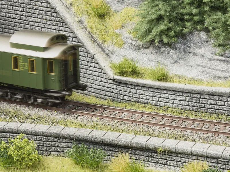 Noch 14236 - Wandafsluitingsranden H0