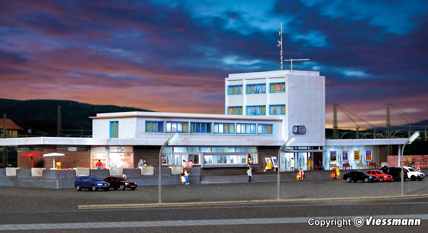 Kibri  37400 - Station Böblingen inclusief binnenverlichting op elke verdieping  N