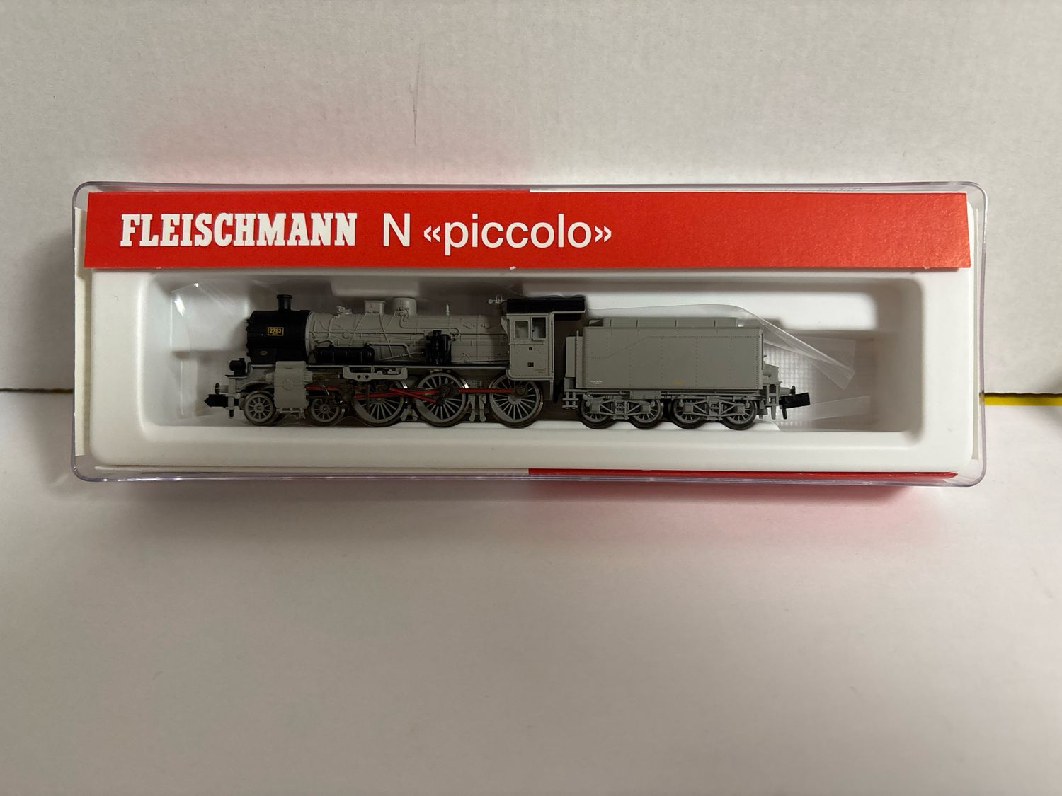 Fleischmann 716801 - Stoomlocomotief met tender 38.10-40 (grijs)  N