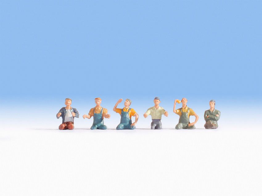 Noch 15244 - LKW-Fahrer und Beifahrer