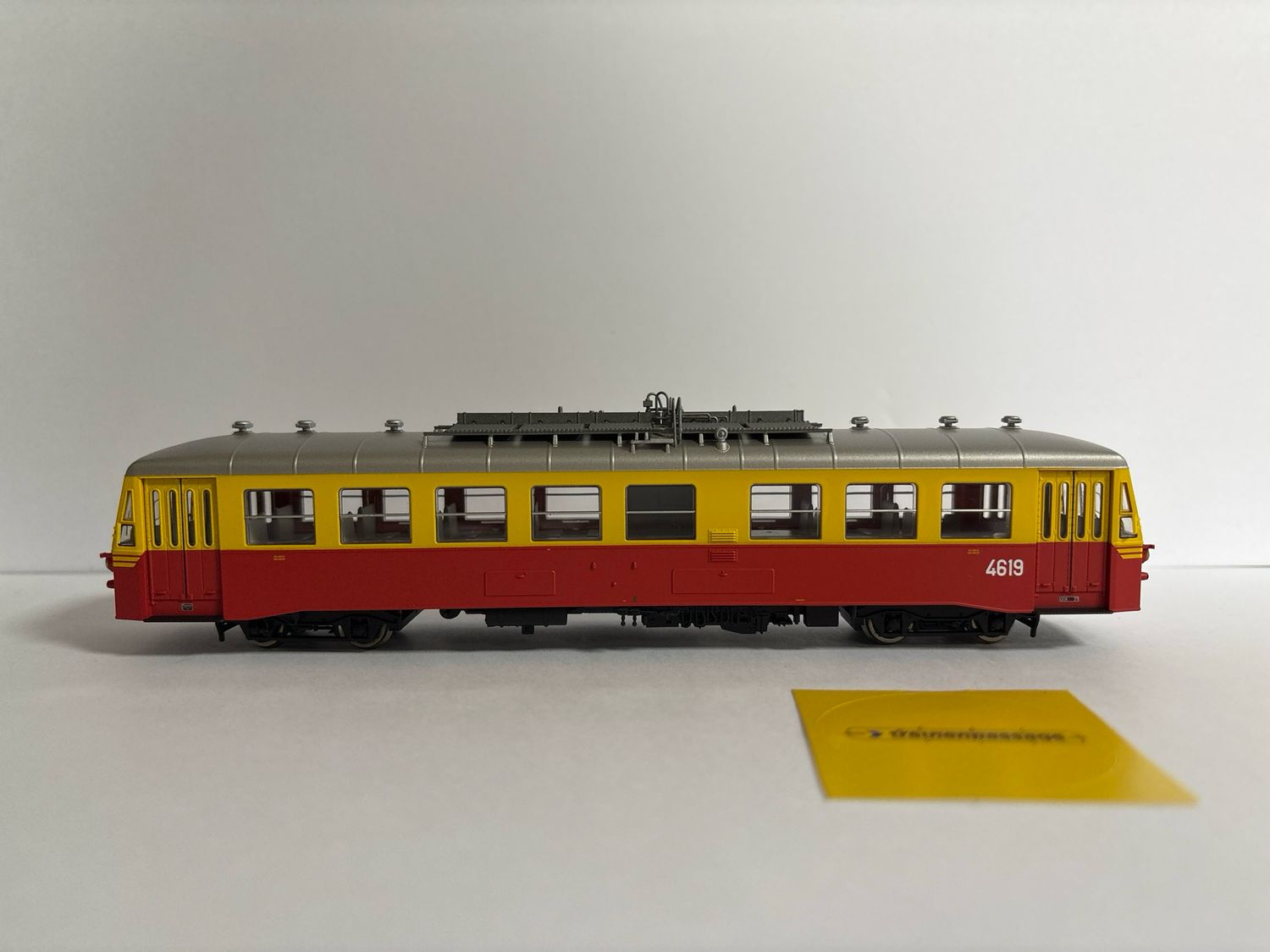 Piko 52785-2 - Autorail diesel - Brossel RH 554, SNCB, IV , Sound , H0