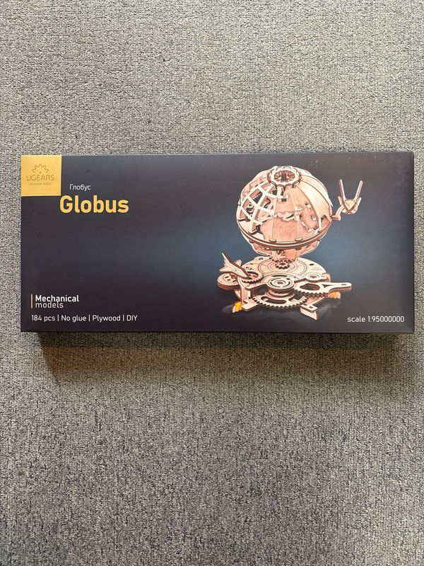 Ugears  - Model Globe