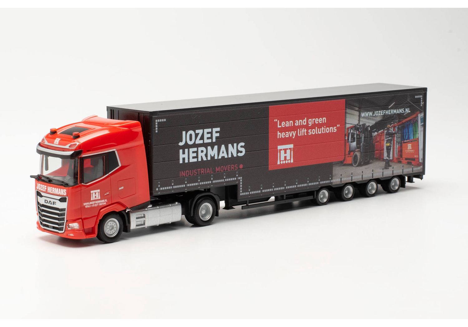 Herpa 1:87 - DAF XG Meusb.Sz. Jozef Hermans (NL)