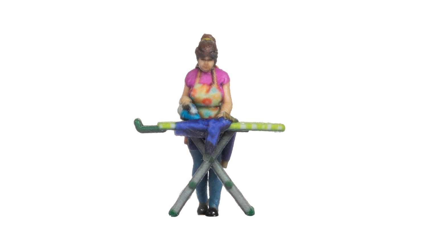 Noch 10425 - Frau bügelt H0