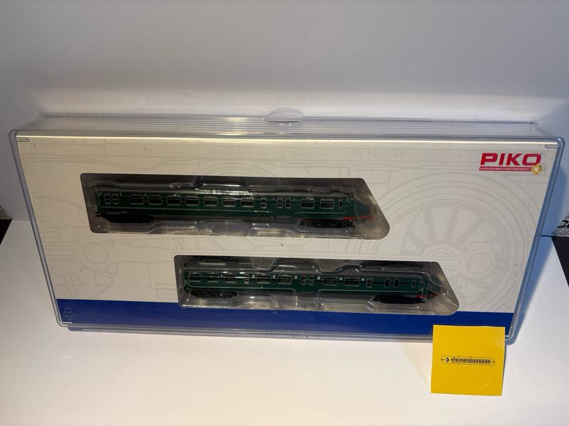 Piko 40292 - Electrisch treinstel Hondekop, Bloedneus NS III N