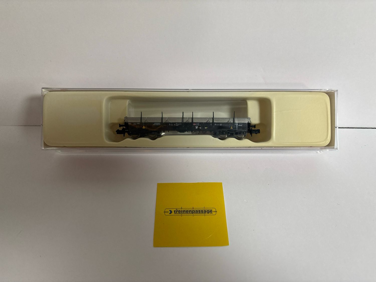 Hobbytrain H23863 - 4-asser Platte wagon Remms 665 DB , V   N