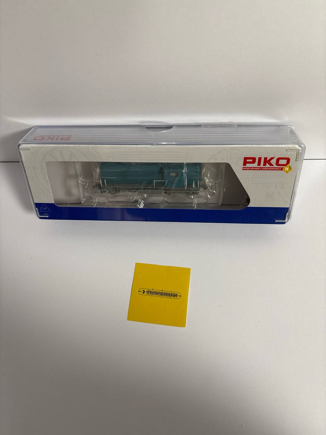 Piko 40420 - Diesel locomotief, Rh 2400, NS, III N