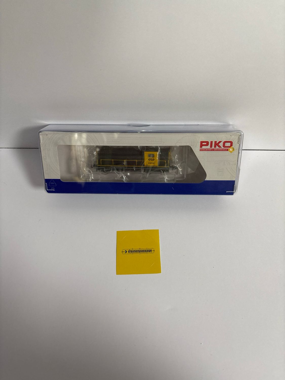 Piko 40422 - Diesel locomotief, Rh 2400, NS, III N