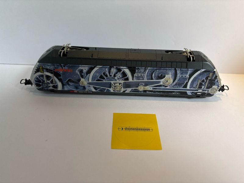 Trix 22726 - Electrische locomotief Re 460 "Swiss Collection"  H0