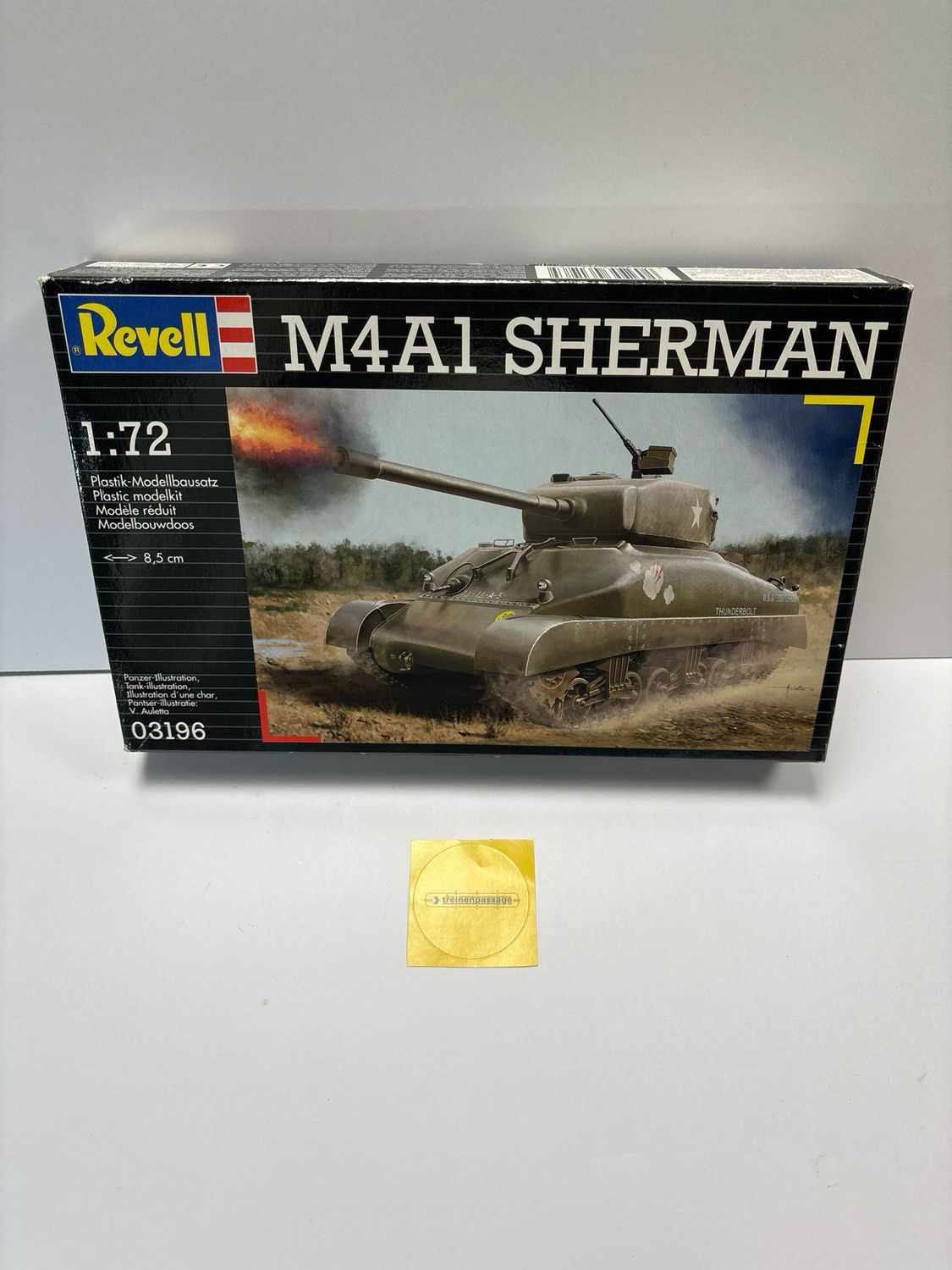 Revell  1:72 - M4A1 Sherman