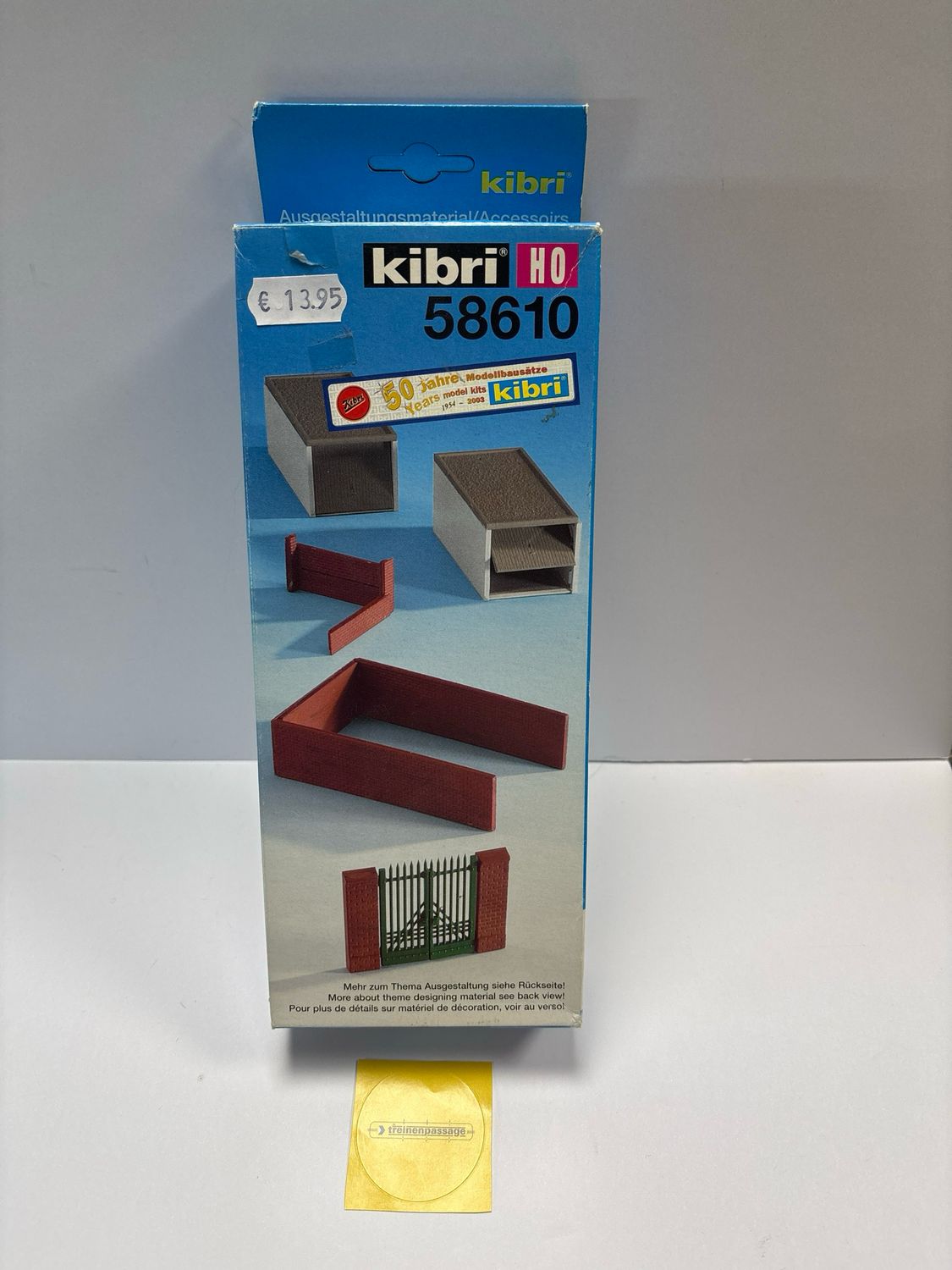 Kibri 58610 - Garage en muren  H0
