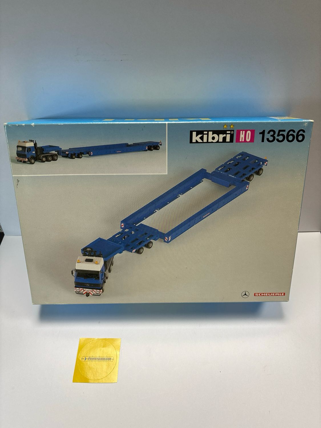 Kibri 13566 - Dieplader vrachtwagen  H0