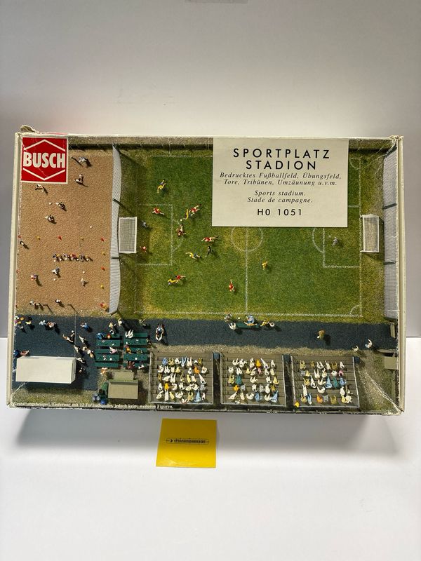 Busch  1051 - Sportplaats stadion  H0