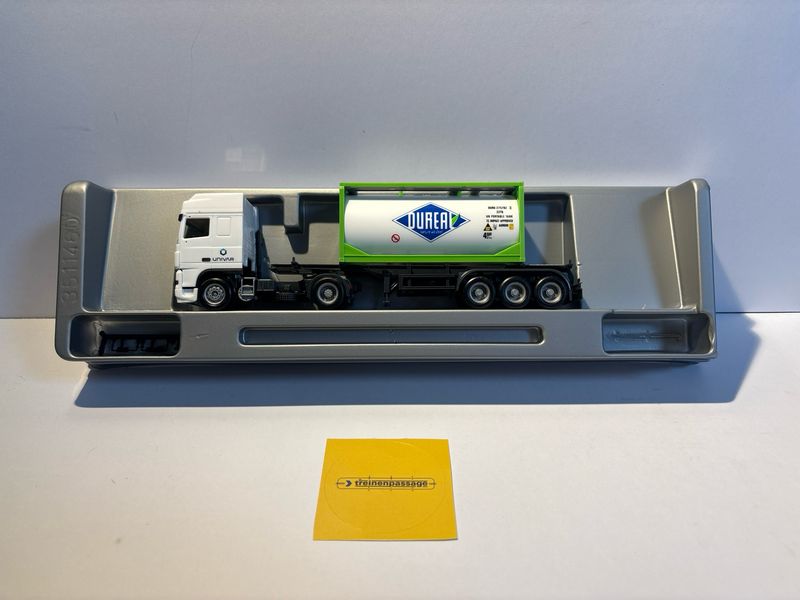 Herpa 1:87 - DAF 95 SSC Univar met Tankcontainer oplegger "Dureal" (NL)