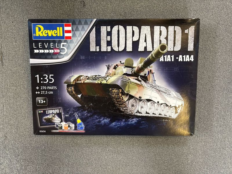 Revell 05656 - Leopard 1A1A1 - A1A4 (inclusief lijm en verf) 1:35