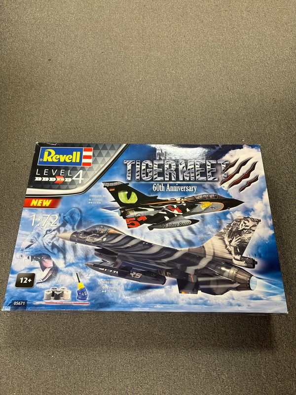 Revell 05671 - NATO Tigermeet 60th Anniversary 1:72