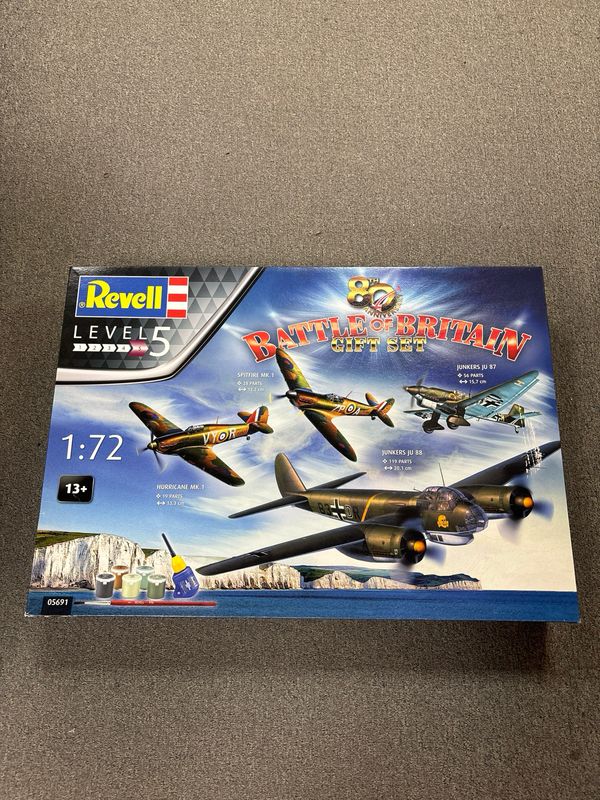 Revell 05691 - 80th Anniversary Battle of Britain Gift Set 1:72