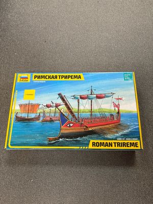Zvezda 8515 - Roman Trireme 1:72