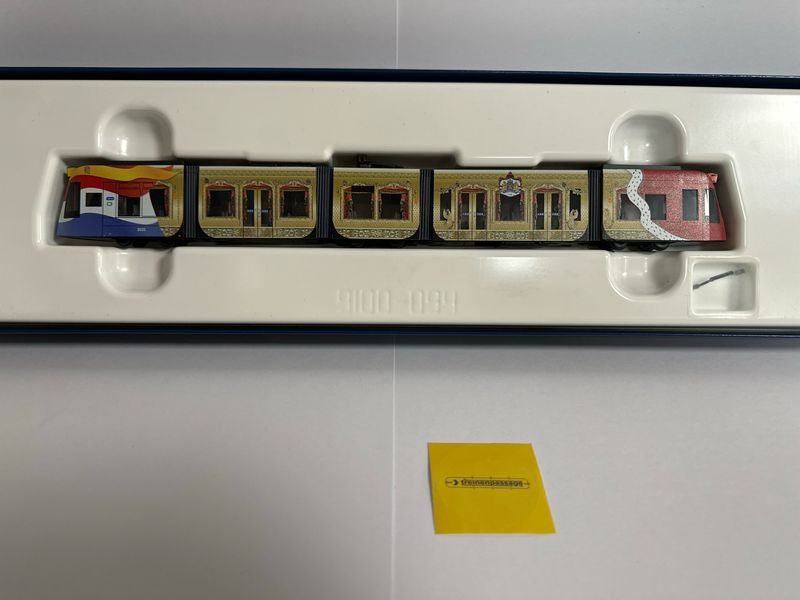 Rietze 01058 - Siemens Combino GVB Gouden Tram (NL) 1:87