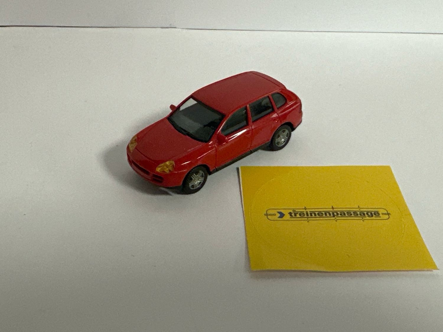 Occasion | Herpa 1:87 - Porsche Cayenne S, rood