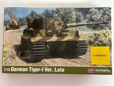 Academy 13431 - German Tiger- I  Ver. Late 1:72