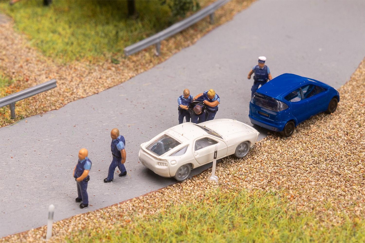 Faller 155623 - Politie N
