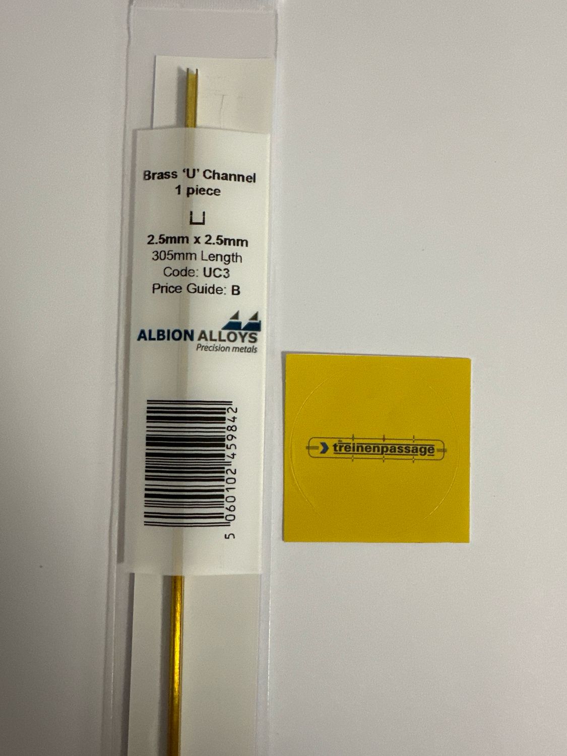 Albion UC3 - MESSING U PROF. 2.5mm x 2.5mm x 2.5mm