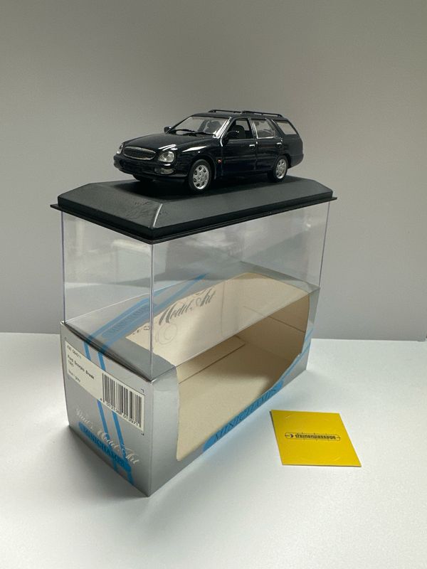 MINICHAMPS 1:43 - Ford Scorpio Estate 1995 blue