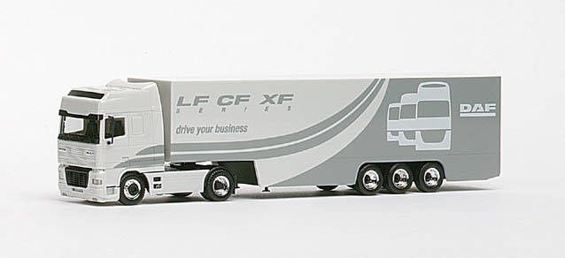 Herpa 1:87 - DAF 95 XF SSC box semitrailer "DAF Trucks"